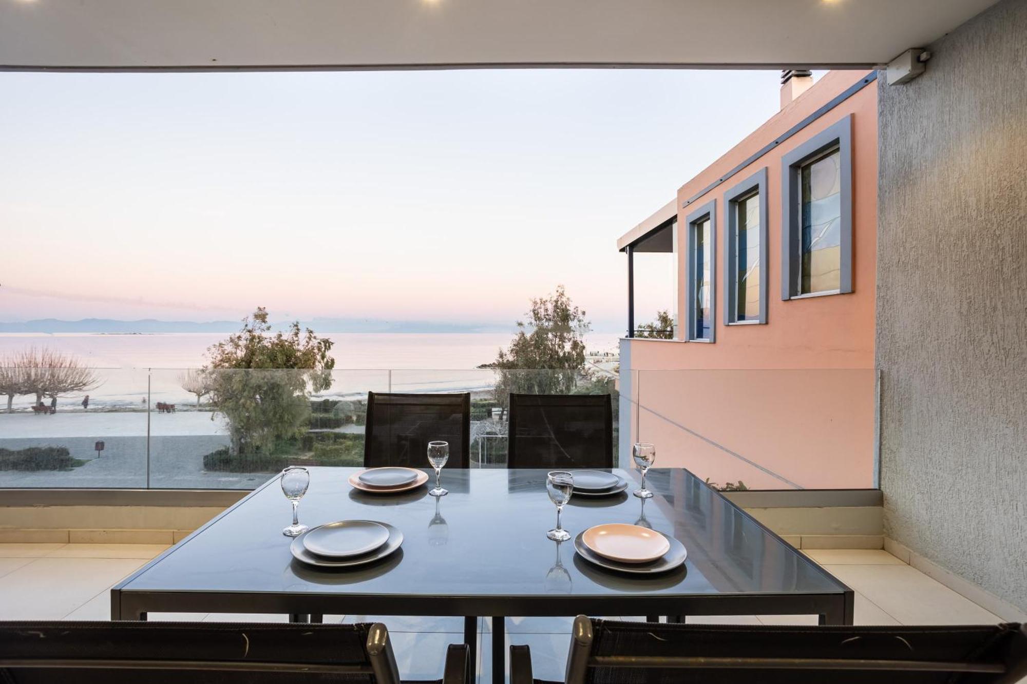 Beachfront Artemida Retreat - Peony Seabreeze Gem 外观 照片