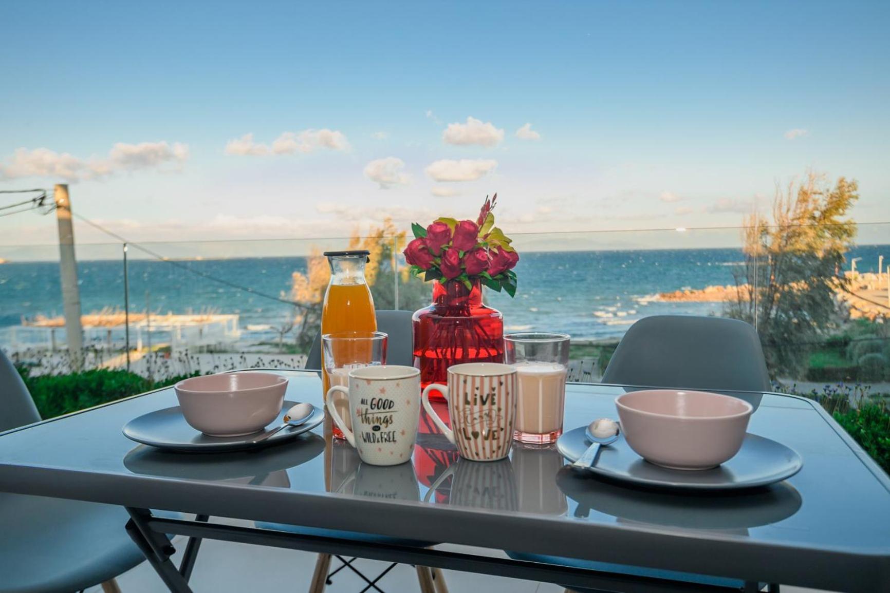 Beachfront Artemida Retreat - Peony Seabreeze Gem 外观 照片